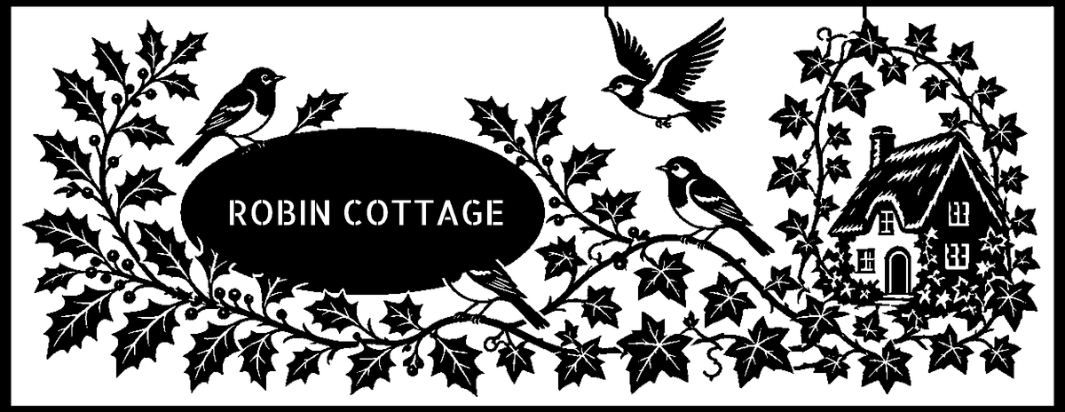Robins on Holly Memorial Bench (Personalised) – laser-cut back panel design